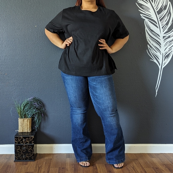 Drapers Black Tee - Picture 8 of 8